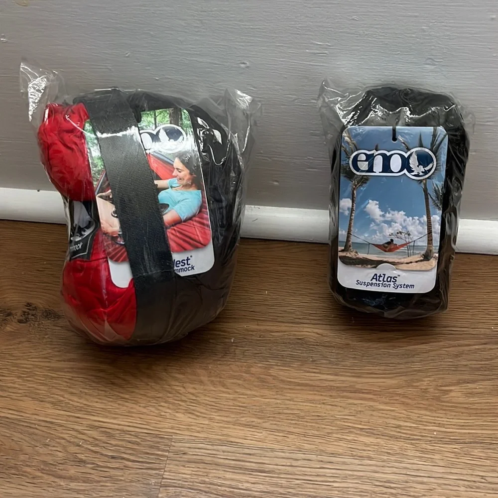 NEW - Eno DoubleNest Hammock and Suspension Straps - Red/Charcoal - Picture 2 of 10
